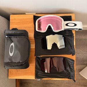 Oakley Line Miner Large Goggle Bundle